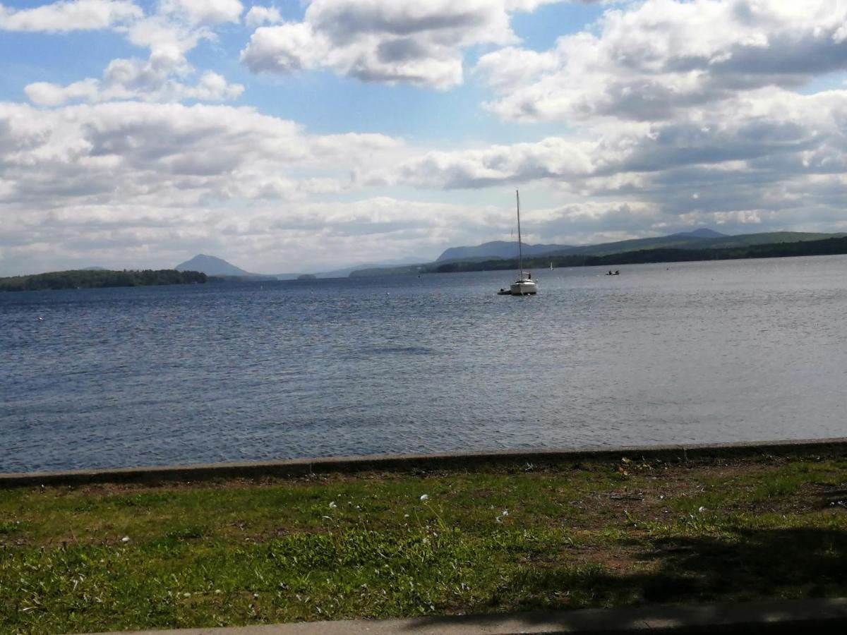 O'Berge du Village A302 Magog Extérieur photo