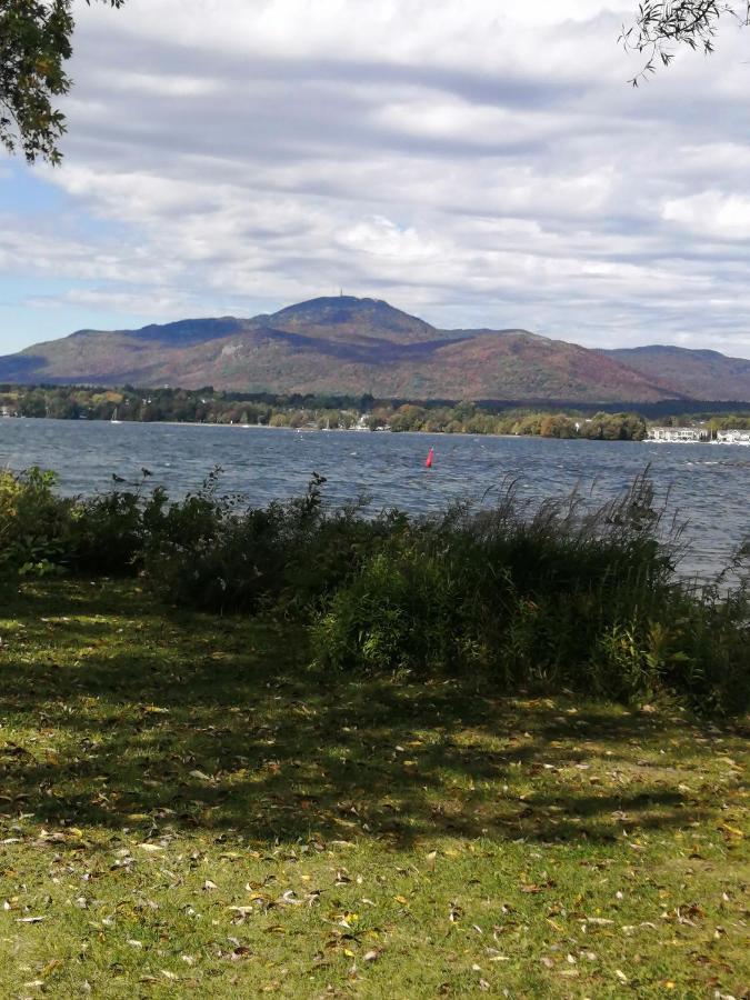 O'Berge du Village A302 Magog Extérieur photo
